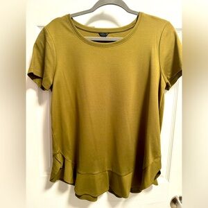 Ann Taylor Women’s Top - Medium